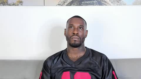 Snapshot of tyron_rulers chatting on 12/15/25, 01:54 Dvid Rullers online show from 12/15/25, 01:54