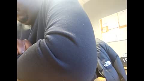 Snapshot of tyroneall chatting on 01/02/25, 02:24 tyroneall online show from 01/02/25, 02:24