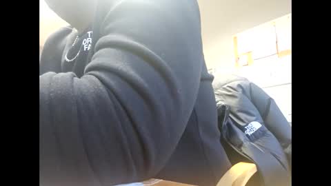 Snapshot of tyroneall chatting on 01/10/25, 03:37 tyroneall online show from 01/10/25, 03:37