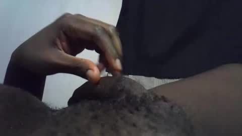 Snapshot of tyroneall chatting on 10/19/25, 07:36 tyroneall online show from 10/19/25, 07:36