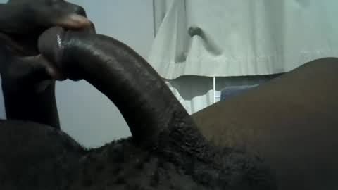 Snapshot of tyroneall chatting on 06/17/26, 10:21 tyroneall online show from 06/17/26, 10:21