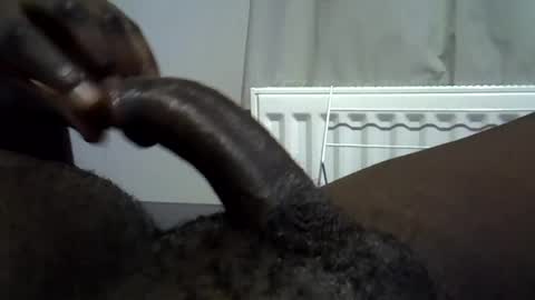Snapshot of tyroneall chatting on 07/12/26, 08:11 tyroneall online show from 07/12/26, 08:11