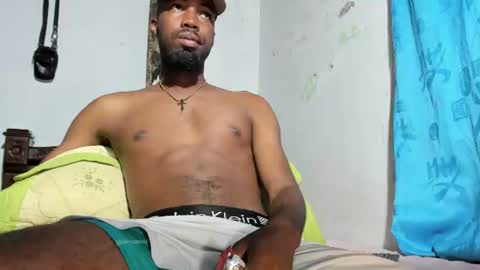 Snapshot of tyson__karter chatting on 06/12/26, 12:15 david online show from 06/12/26, 12:15
