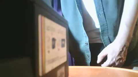 u02g2 online show from 10/03/25, 04:04