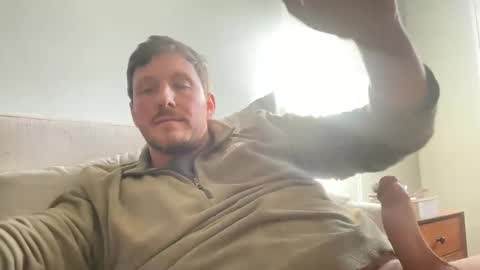 Snapshot of u28005 chatting on 01/24/25, 08:11 u28005 online show from 01/24/25, 08:11