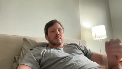 Snapshot of u28005 chatting on 02/16/25, 08:22 u28005 online show from 02/16/25, 08:22