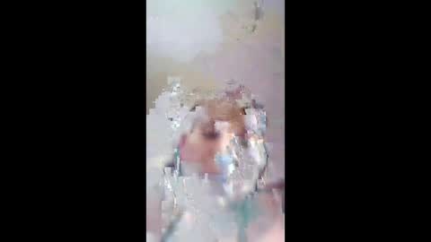 Snapshot of uandme_baby chatting on 03/08/26, 02:37 Azelia B online show from 03/08/26, 02:37