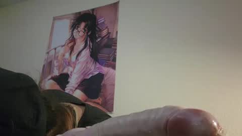 Snapshot of uandme_baby chatting on 03/08/26, 06:01 Azelia B online show from 03/08/26, 06:01
