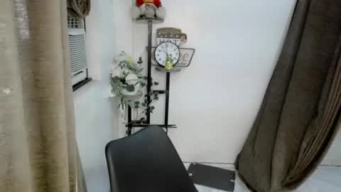 Snapshot of ube_halaya chatting on 10/07/25, 07:05 Rona online show from 10/07/25, 07:05