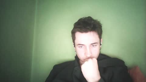 Snapshot of ubi_needra chatting on 02/21/25, 11:22 ubi online show from 02/21/25, 11:22