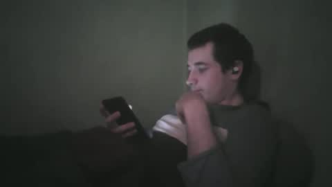 Snapshot of ubi_needra chatting on 11/14/25, 12:04 ubi online show from 11/14/25, 12:04