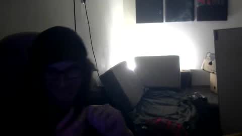 ucloudd online show from 10/02/25, 03:24