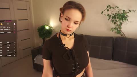 Snapshot of udelaborom chatting on 02/09/26, 06:23 Lili online show from 02/09/26, 06:23