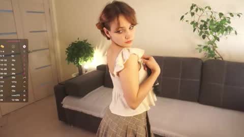 Snapshot of udelaborom chatting on 02/17/26, 05:30 Lili online show from 02/17/26, 05:30