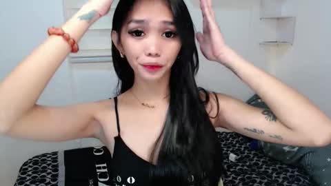 Snapshot of ughliah chatting on 10/14/25, 07:25 urbbgirl alliah online show from 10/14/25, 07:25