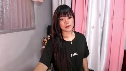 Snapshot of ugly_asianlover chatting on 12/11/24, 09:41 rechelle online show from 12/11/24, 09:41