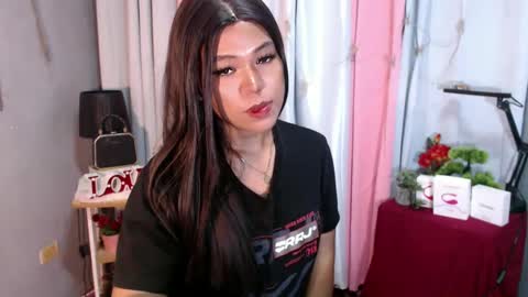 Snapshot of ugly_asianlover chatting on 12/26/24, 03:31 rechelle online show from 12/26/24, 03:31