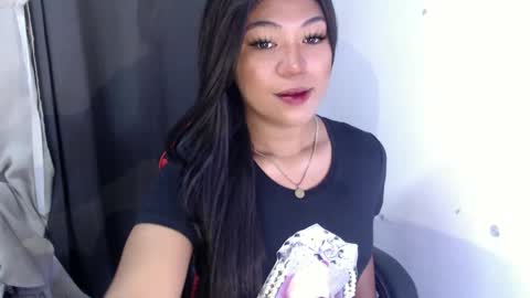 Snapshot of ugly_asianlover chatting on 02/09/25, 07:30 rechelle online show from 02/09/25, 07:30