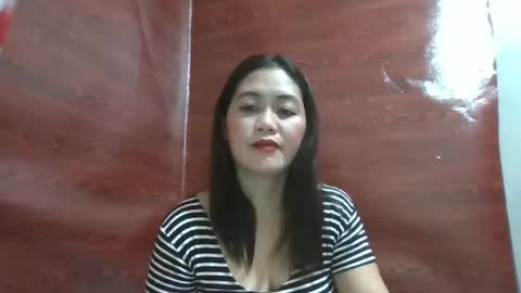 Snapshot of uglypinay69 chatting on 03/05/25, 01:28 neth online show from 03/05/25, 01:28