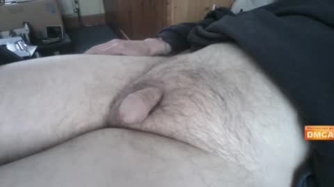 Hairy UK guy online show from 01/12/25, 10:45