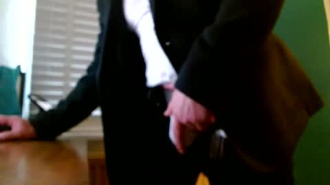 Snapshot of ukclive chatting on 10/15/25, 09:31 ukclive online show from 10/15/25, 09:31