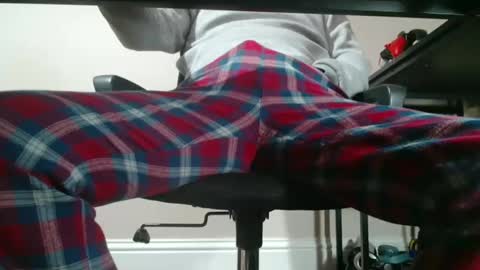 ukguynxtdr online show from 02/24/25, 09:52