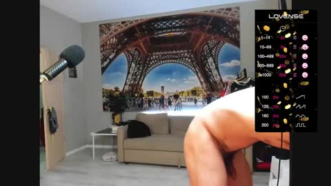 Snapshot of ukgymboy chatting on 03/15/26, 02:34 James Iron online show from 03/15/26, 02:34