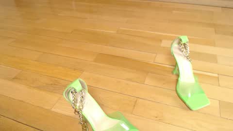 Snapshot of ukk_bit chatting on 03/07/26, 07:00 Megan online show from 03/07/26, 07:00