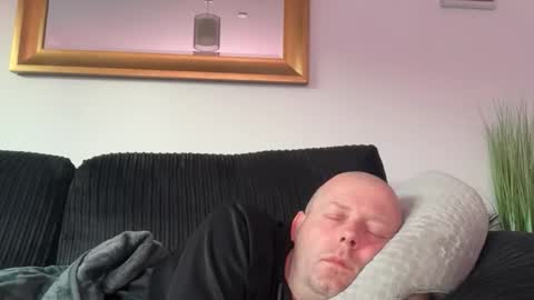 Snapshot of ukmatty3 chatting on 04/18/26, 07:07 ukmatty3 online show from 04/18/26, 07:07