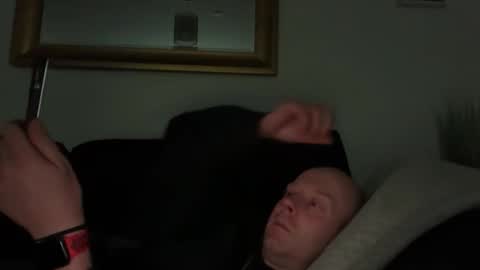 Snapshot of ukmatty3 chatting on 04/18/26, 07:58 ukmatty3 online show from 04/18/26, 07:58