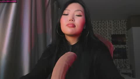 Snapshot of uko_sa chatting on 11/05/25, 06:30 uko sa online show from 11/05/25, 06:30