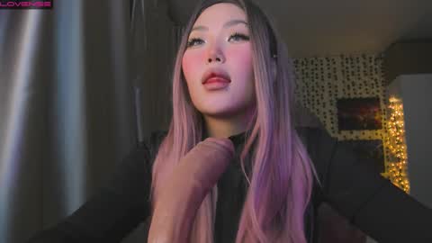 Snapshot of uko_sa chatting on 12/14/25, 04:34 uko sa online show from 12/14/25, 04:34