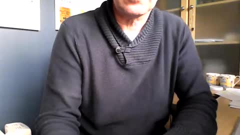 Snapshot of ukshowall chatting on 02/27/26, 11:54 mark online show from 02/27/26, 11:54