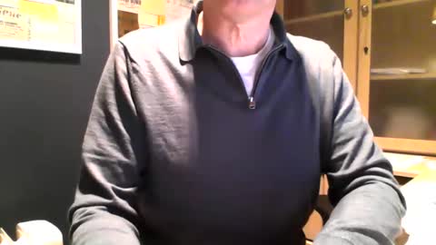 Snapshot of ukshowall chatting on 03/09/26, 06:34 mark online show from 03/09/26, 06:34