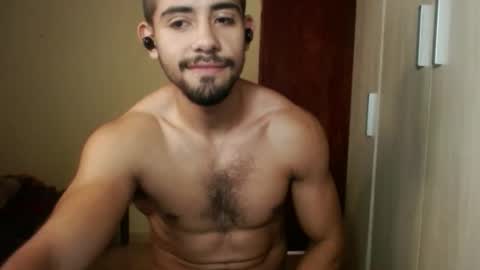 Snapshot of uliseshot450305 chatting on 01/18/25, 09:13 Ulises Gomez online show from 01/18/25, 09:13