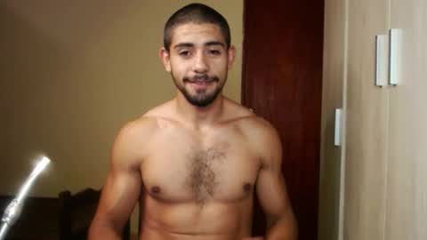 Snapshot of uliseshot450305 chatting on 01/19/25, 11:53 Ulises Gomez online show from 01/19/25, 11:53