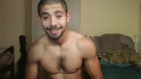 Snapshot of uliseshot450305 chatting on 02/05/25, 11:39 Ulises Gomez online show from 02/05/25, 11:39