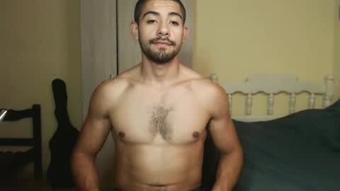 Snapshot of uliseshot450305 chatting on 02/08/25, 04:36 Ulises Gomez online show from 02/08/25, 04:36