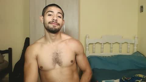 Snapshot of uliseshot450305 chatting on 02/11/25, 05:50 Ulises Gomez online show from 02/11/25, 05:50