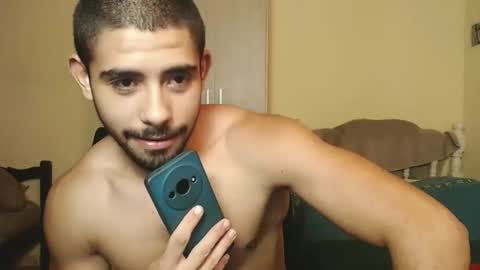 Snapshot of uliseshot450305 chatting on 02/13/25, 12:13 Ulises Gomez online show from 02/13/25, 12:13