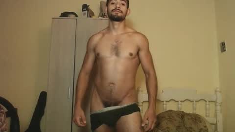 Snapshot of uliseshot450305 chatting on 02/15/25, 12:15 Ulises Gomez online show from 02/15/25, 12:15