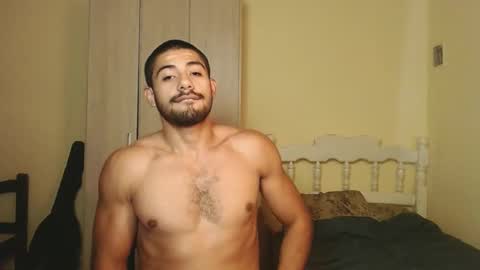 Snapshot of uliseshot450305 chatting on 02/17/25, 02:42 Ulises Gomez online show from 02/17/25, 02:42