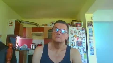 Snapshot of ulmeni4 chatting on 04/27/26, 10:24 ulmeni4 online show from 04/27/26, 10:24