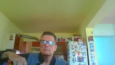 Snapshot of ulmeni4 chatting on 05/05/26, 11:51 ulmeni4 online show from 05/05/26, 11:51