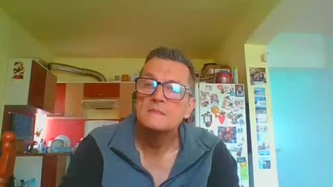 ulmeni7 online show from 04/13/26, 10:10