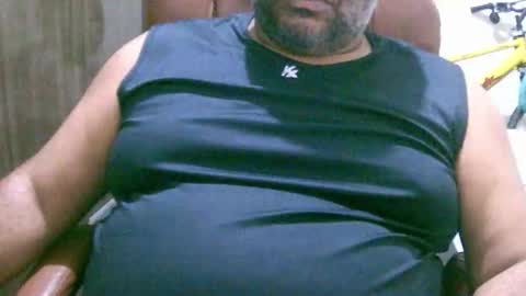 Snapshot of ulmo_br chatting on 11/20/25, 12:11 ulmo_br online show from 11/20/25, 12:11