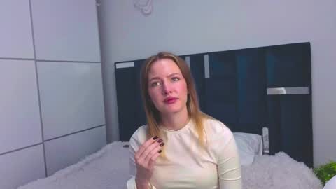 Snapshot of ulrikemarsek chatting on 05/05/26, 07:49 Emmy online show from 05/05/26, 07:49