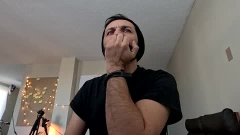 Snapshot of ultratoaster chatting on 01/02/25, 07:51 ultratoaster online show from 01/02/25, 07:51