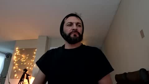 Snapshot of ultratoaster chatting on 01/02/25, 10:55 ultratoaster online show from 01/02/25, 10:55