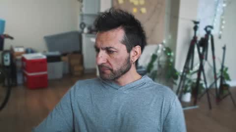 Snapshot of ultratoaster chatting on 02/20/25, 09:53 ultratoaster online show from 02/20/25, 09:53